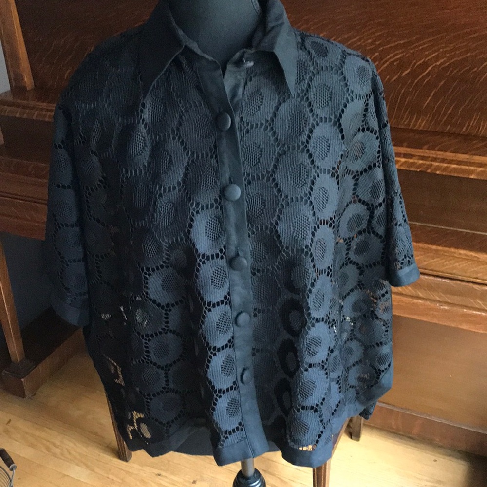 NWT Andrea Jovine Sheer, Linen collared Blouse